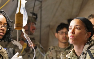 No Refrigeration Needed: Army Medics Learn Walking Blood Bank Transfusion Techniques During Combined Resolve