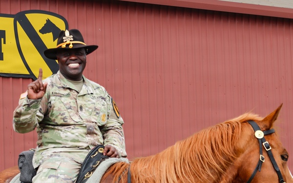 1st Cavalry Division leads a staff ride at the Horse Cavalry Detachment