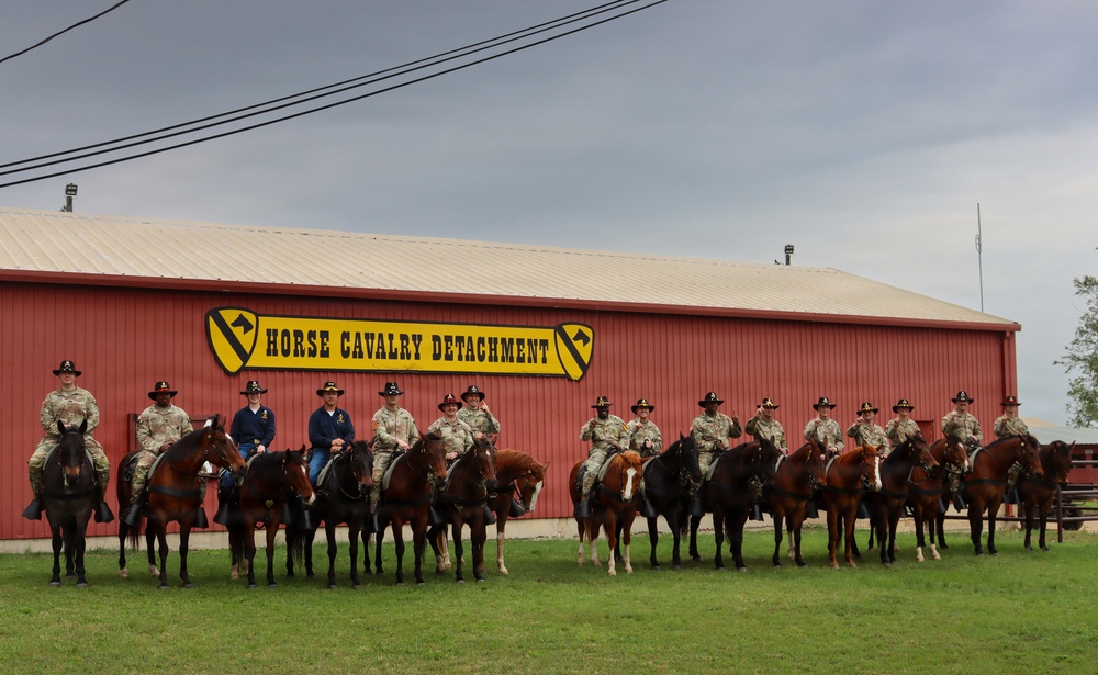 1st Cavalry Division leads a staff ride at the Horse Cavalry Detachment