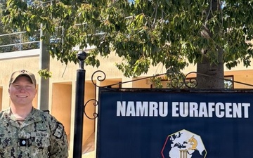 NAMRU EURAFCENT Executive Officer Oversees Research into Operational Health Threats