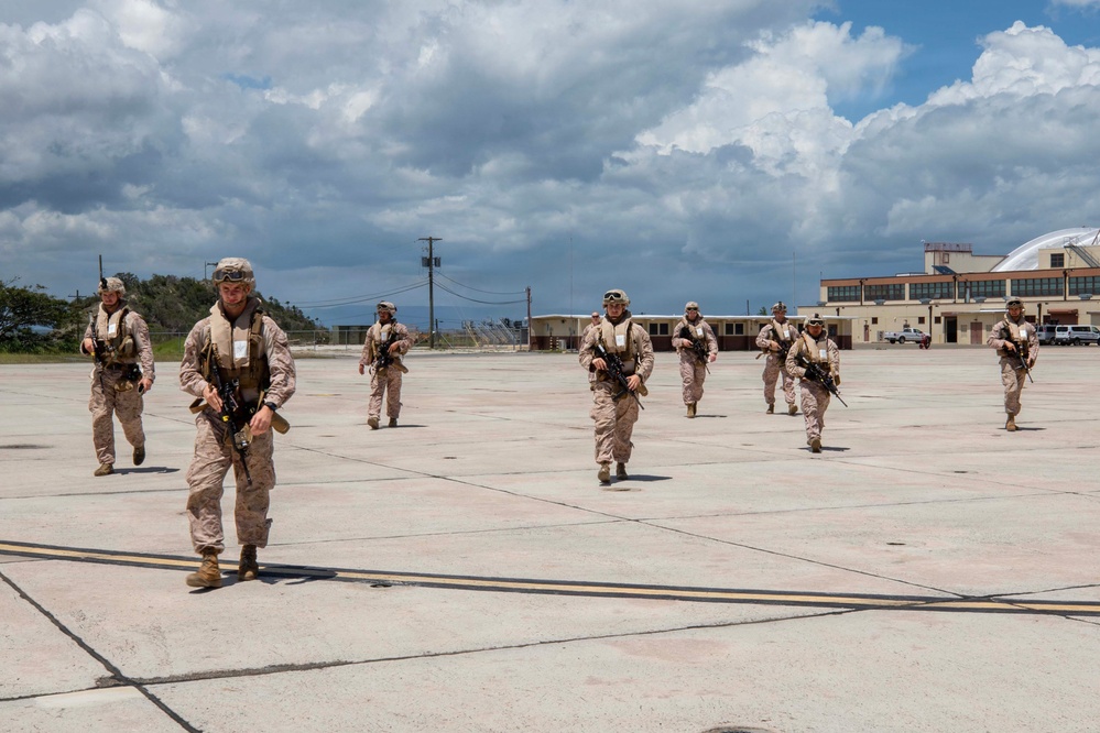 Joint Helo Operations Strengthen Marine-Army Integration