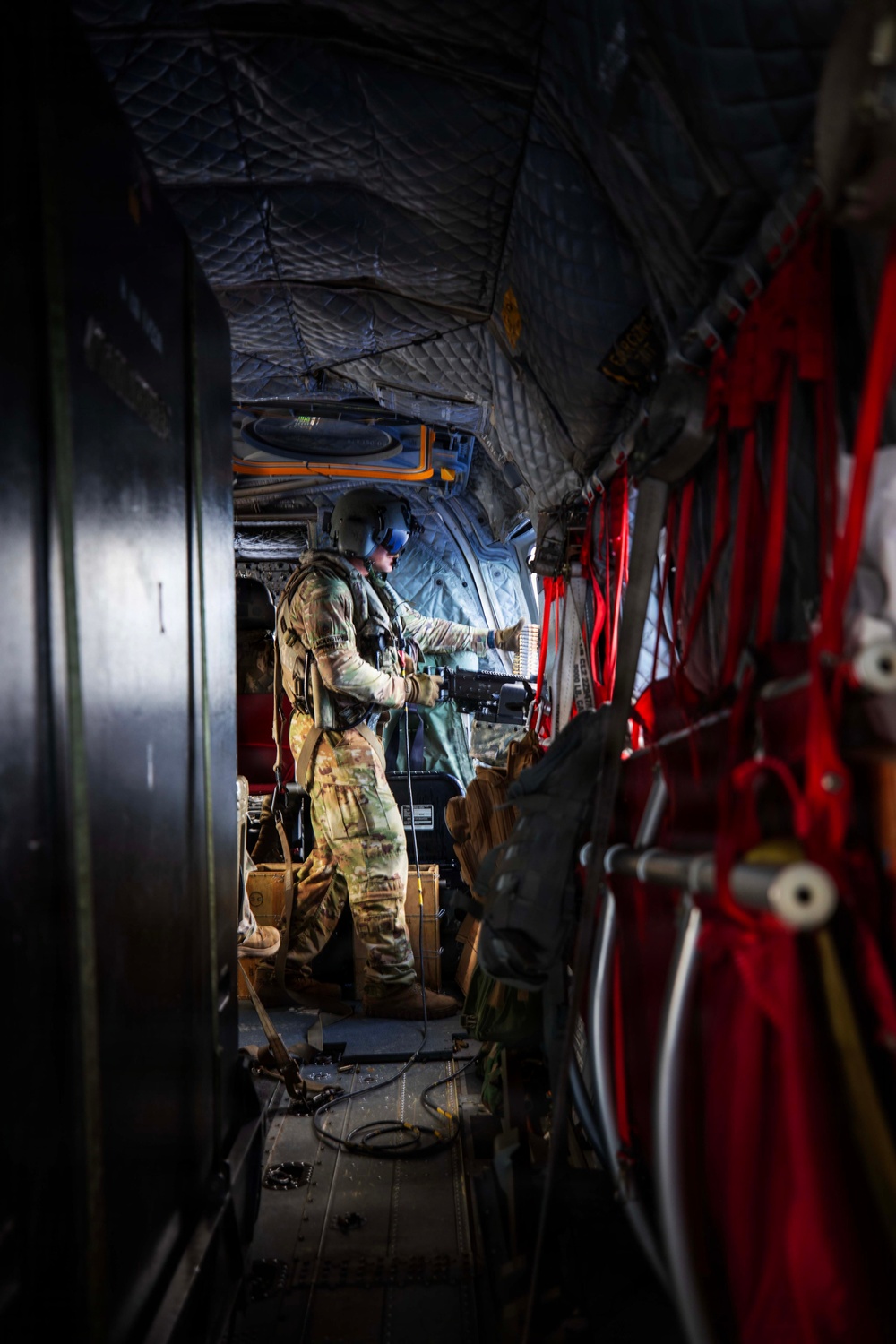 Joint Helo Operations Strengthen Marine-Army Integration
