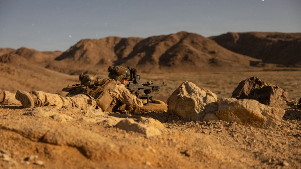 SLTE 2-26: Alpha Company 1st Battalion, 2nd Marine Regiment range 410 Alpha platoon attack