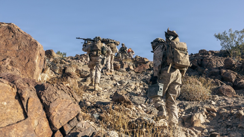 SLTE 2-26: Alpha Company 1st Battalion, 2nd Marine Regiment range 410 live fire platoon attack