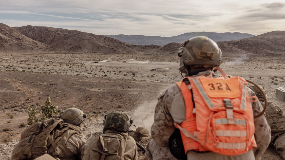 SLTE 2-26: 1st Battalion, 2nd Marine Regiment machine gunners support platoon attacks