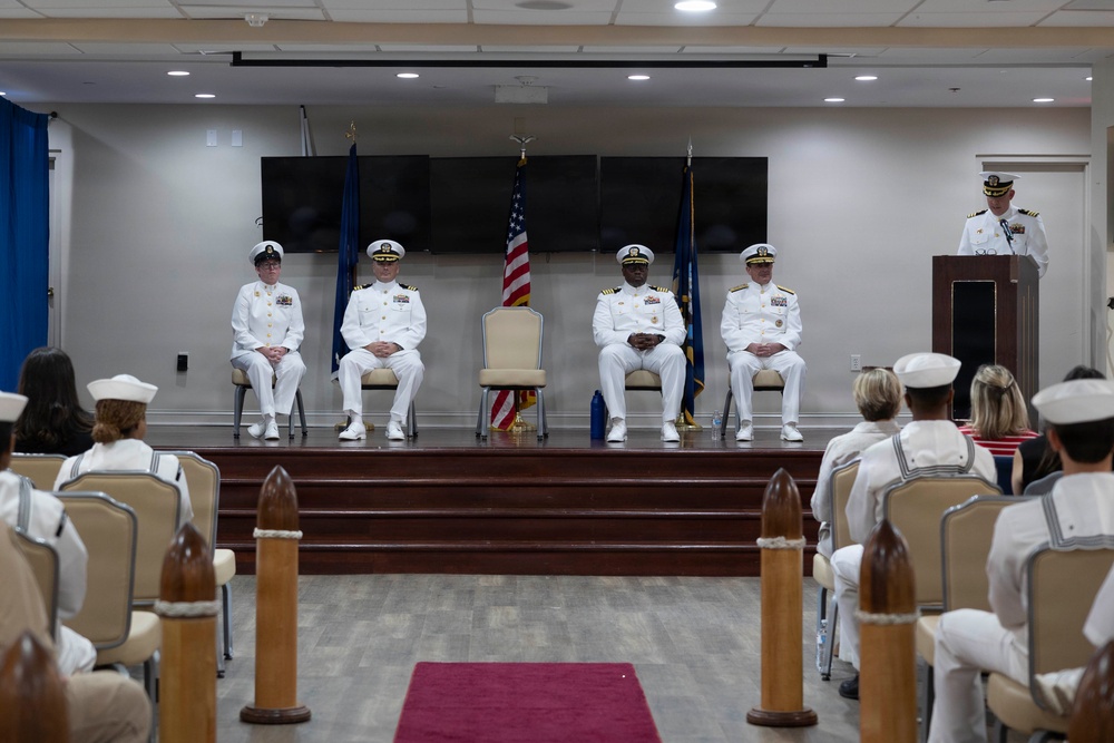 USS Cole (DDG 67) Change of Command