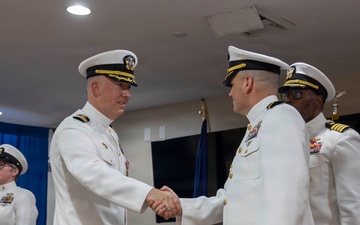 USS Cole (DDG 67) Conducts Change of Command Ceremony