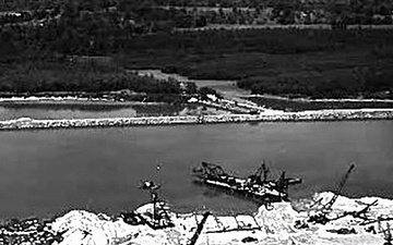 Building the MKARNS: Dredging operations at Robert S. Kerr Lock and Dam, 1969