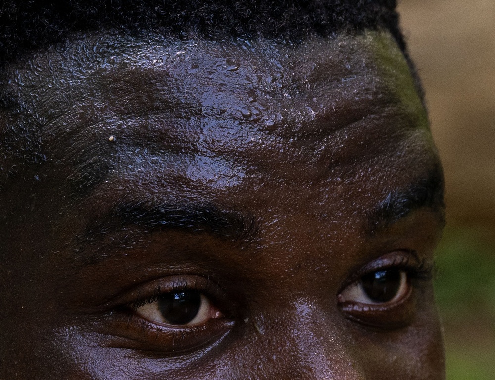 Airmen and Guardian leaders take on Marine Corps Base Quantico Challenge