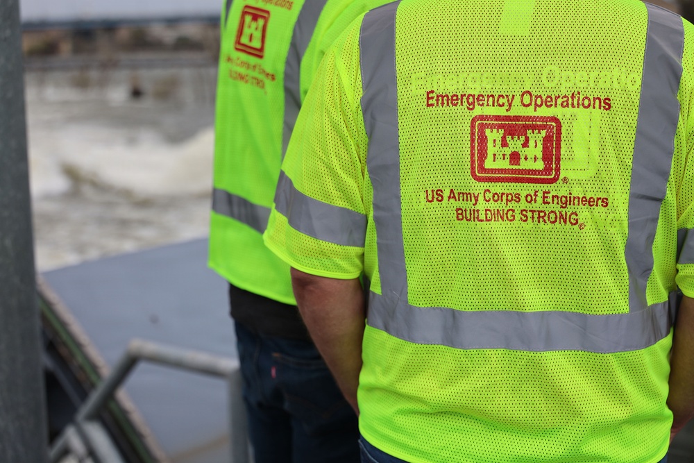 Chicago District teams inspect USACE projects following severe weather event
