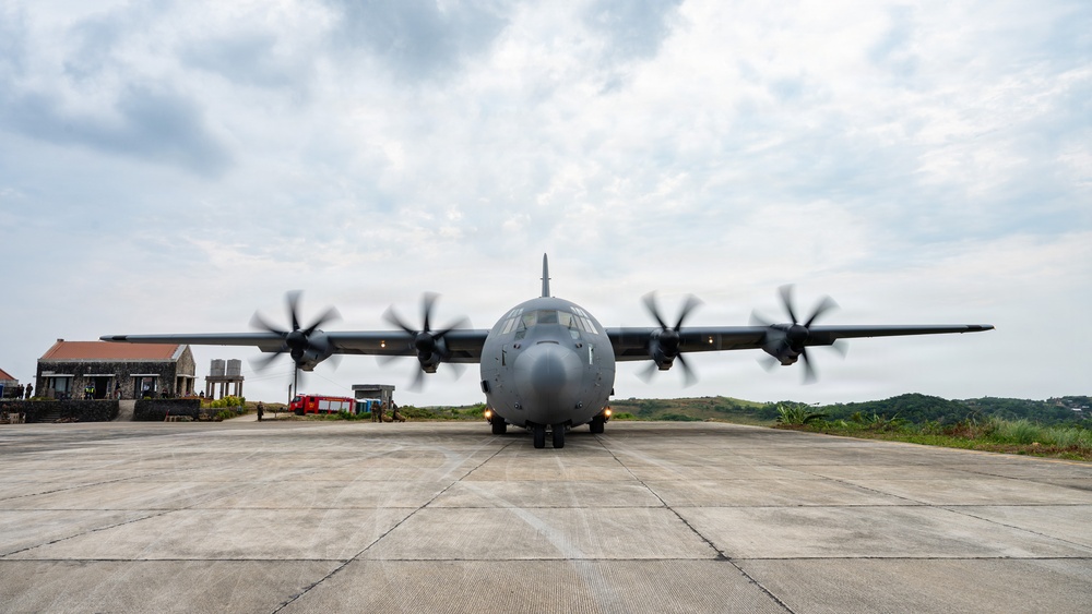Balikatan 2026: 317th AW airlifts U.S., Philippine military from Itbayat, Philippines