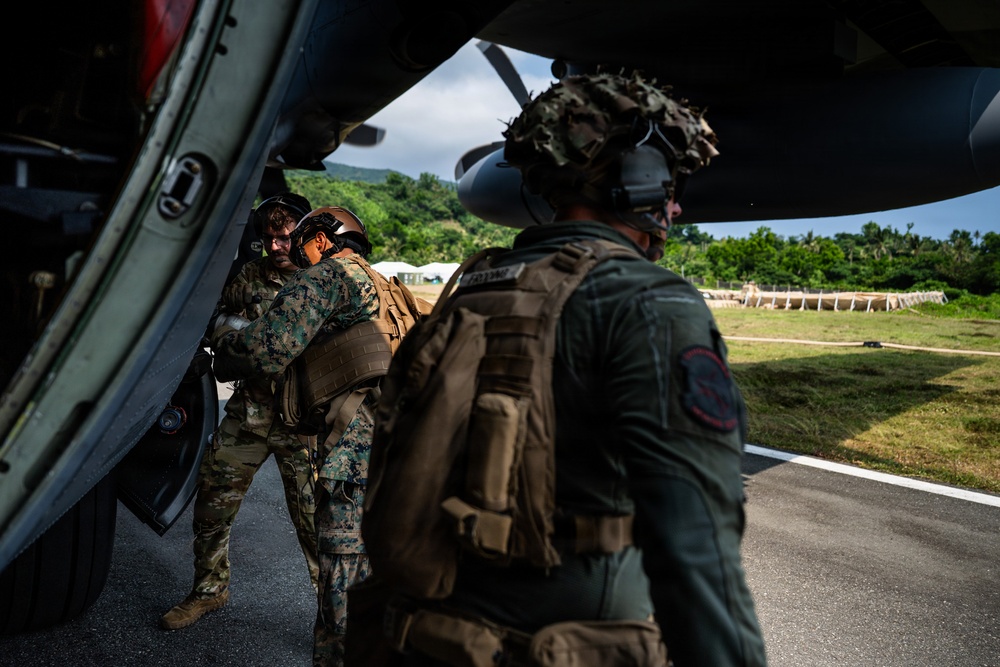 Balikatan 2026: 317th AW, MWSS-371 perform SFO in Basco, Philippines