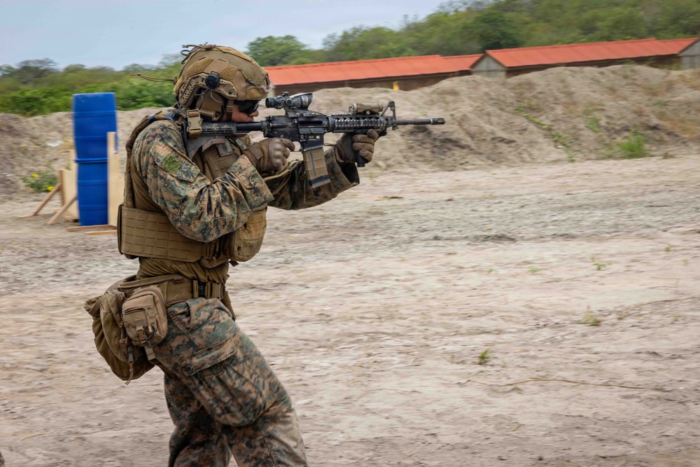 22nd MEU (SOC) | AMTP with Ecuadorian Marines