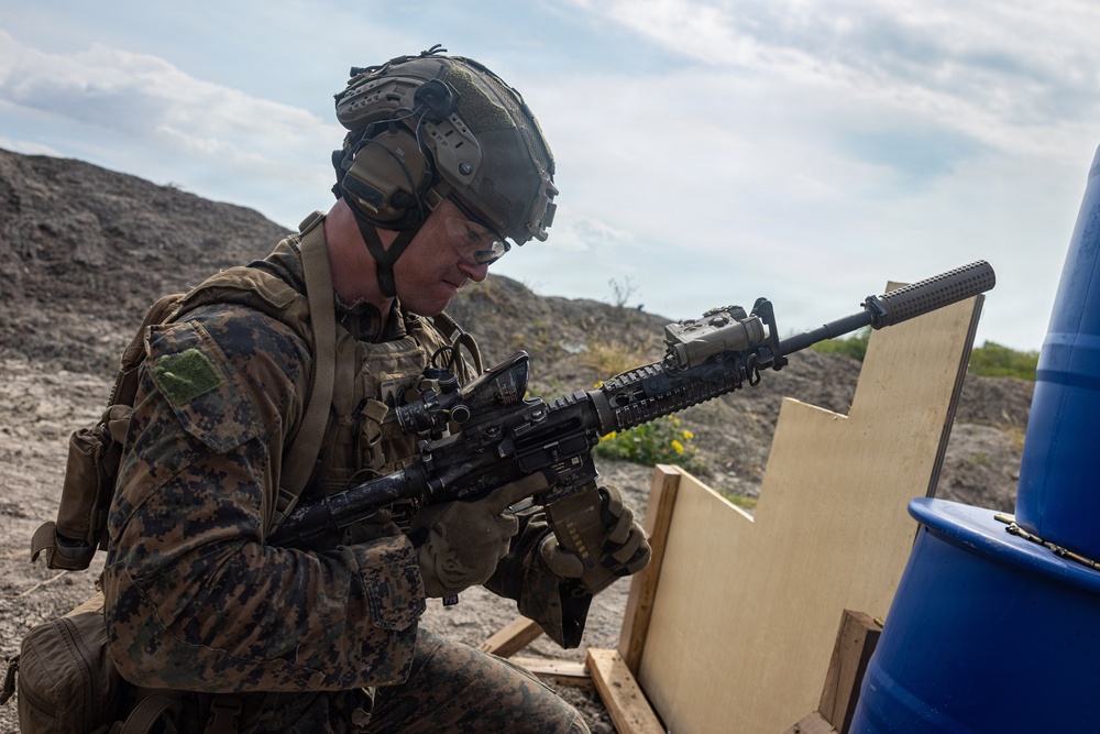 22nd MEU (SOC) | AMTP with Ecuadorian Marines