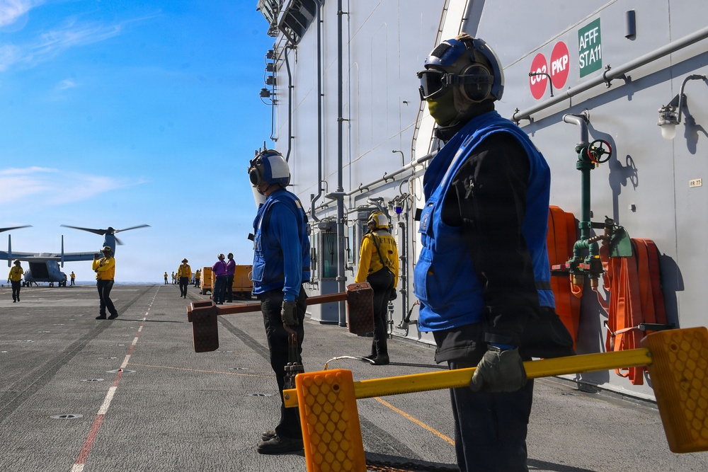 USS Essex Conducts flight Operations