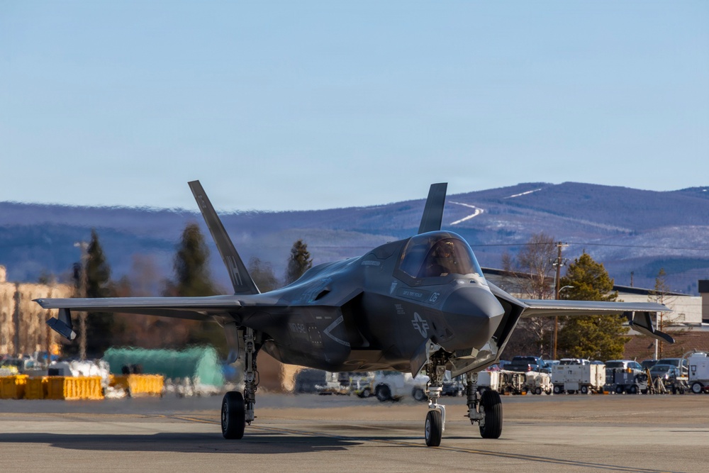 U.S. Marines with VMFA-542 conduct flight operations during exercise Red Flag-Alaska