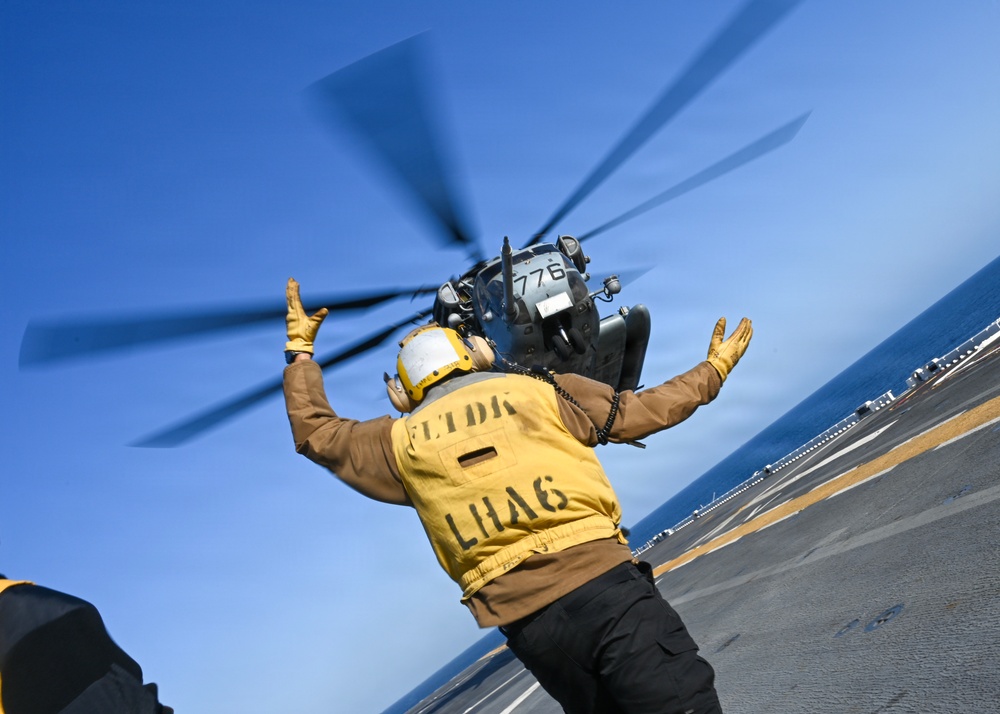 USS Essex Conducts Flight Operations