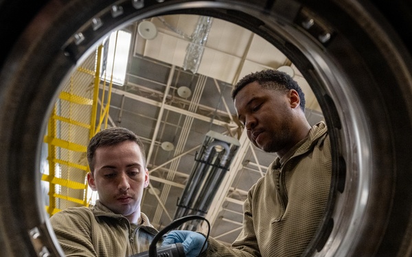 Strengthening the force: Chaplains connect with maintainers