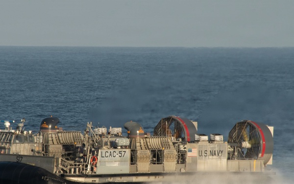 USS Essex Conducts Well Deck Operations