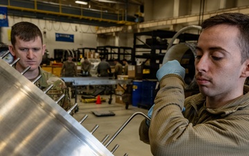 Strengthening the force: Chaplains connect with maintainers