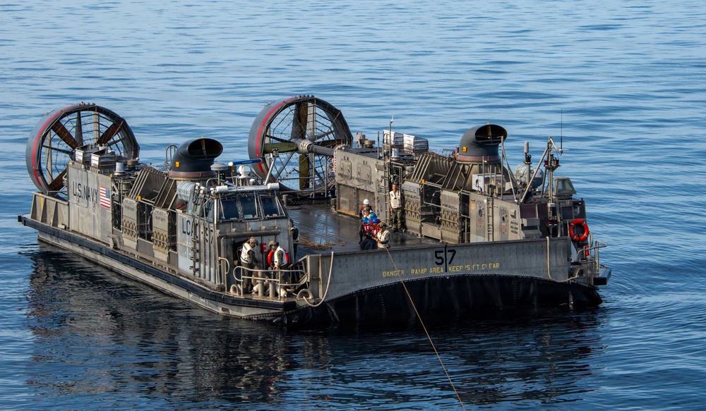 USS Essex Conducts an LCAC Emergency Recovery Evolution