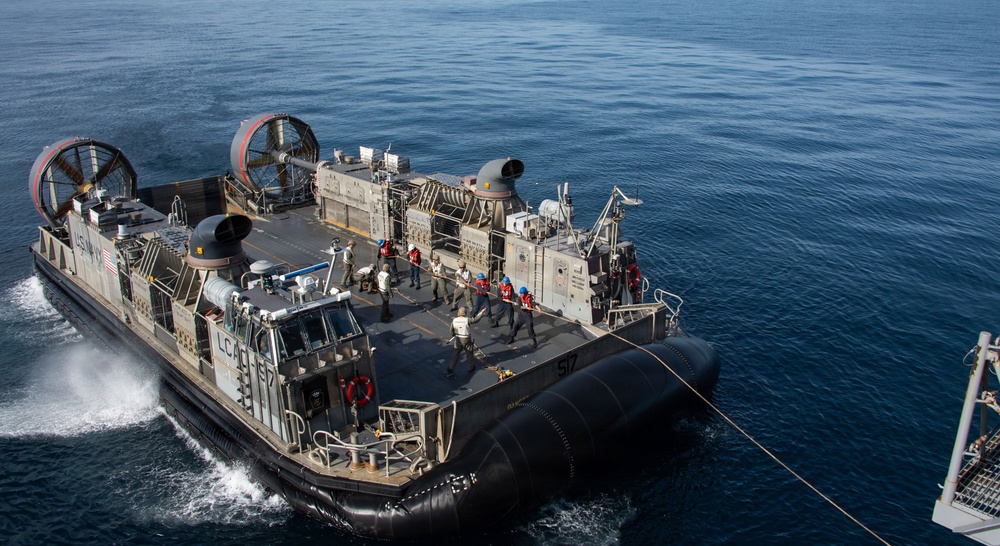 USS Essex Conducts an LCAC Emergency Recovery Evolution