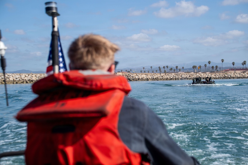 USS Essex Conducts ACV Operations