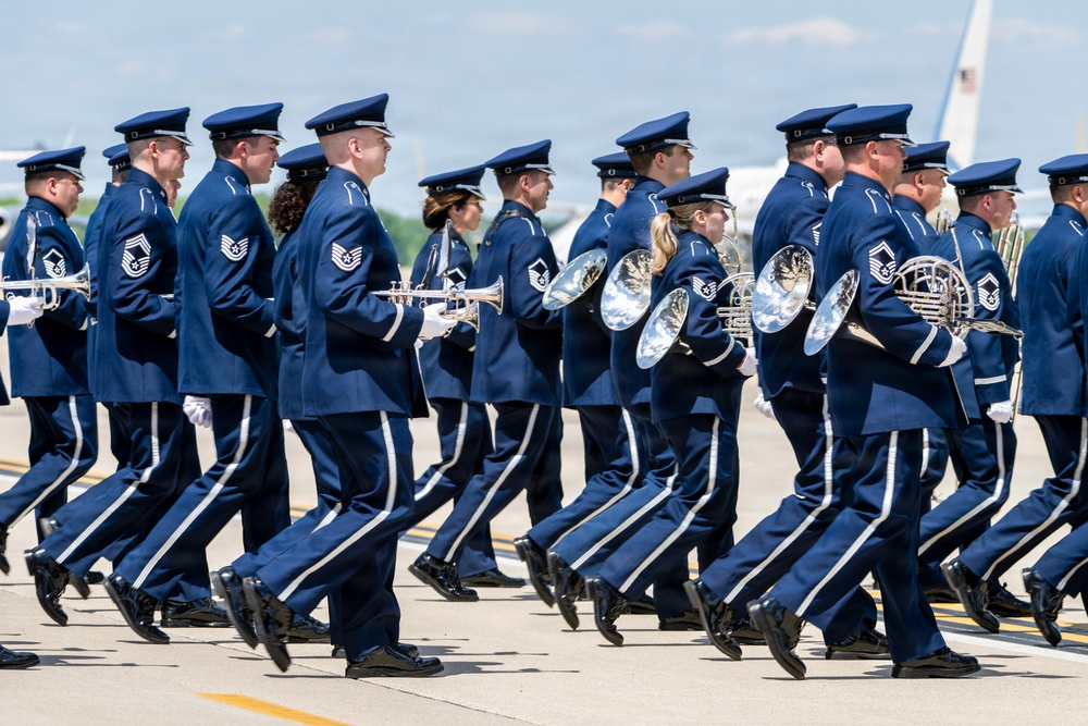 King Charles III and Queen Camilla arrive at Joint Base Andrews for state visit
