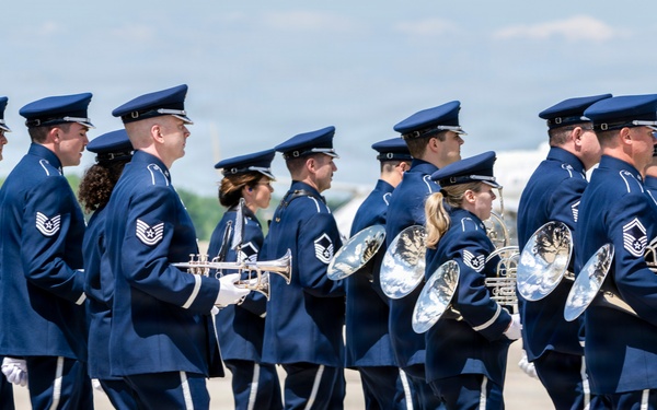 King Charles III and Queen Camilla arrive at Joint Base Andrews for state visit