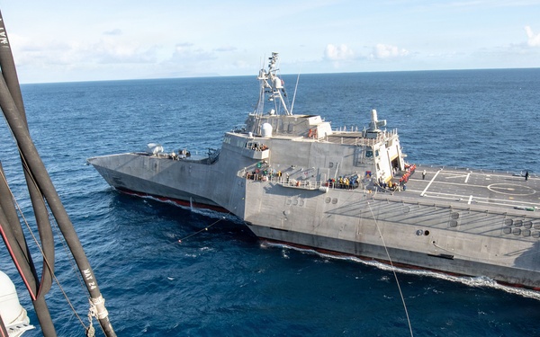 USS Essex Conducts a Fueling at Sea