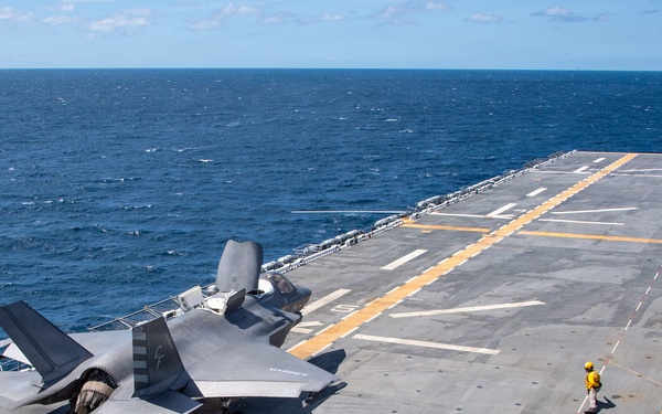 USS Essex Conducts F-35B Flight Deck Operations