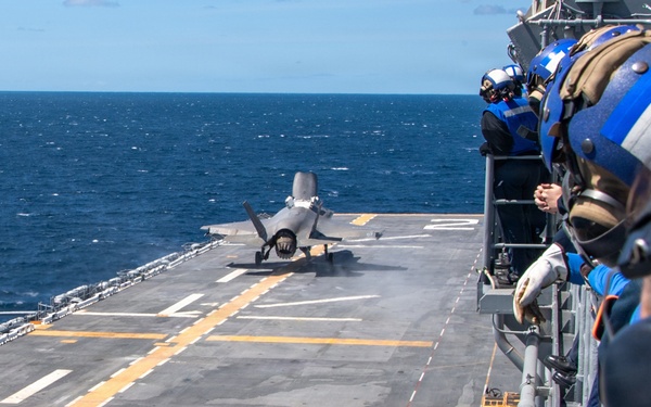 USS Essex Conducts F-35B Flight Deck Operations