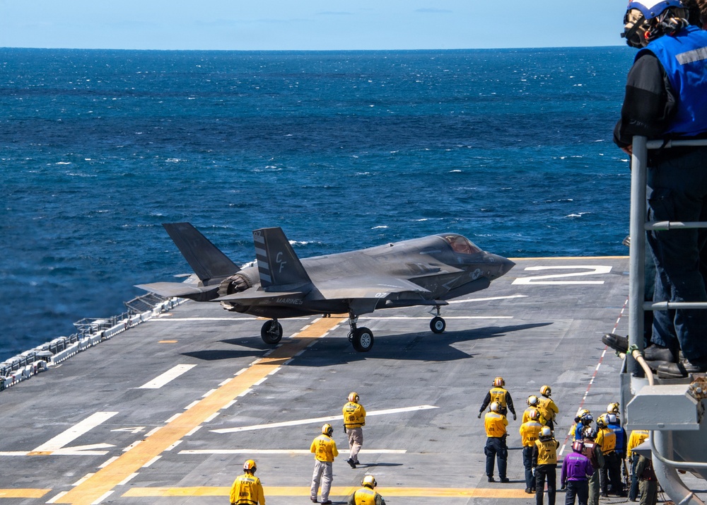 USS Essex Conducts F-35B Flight Deck Operations