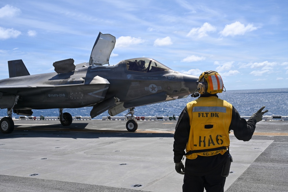 USS Essex Conducts F-35B Flight Deck Operations