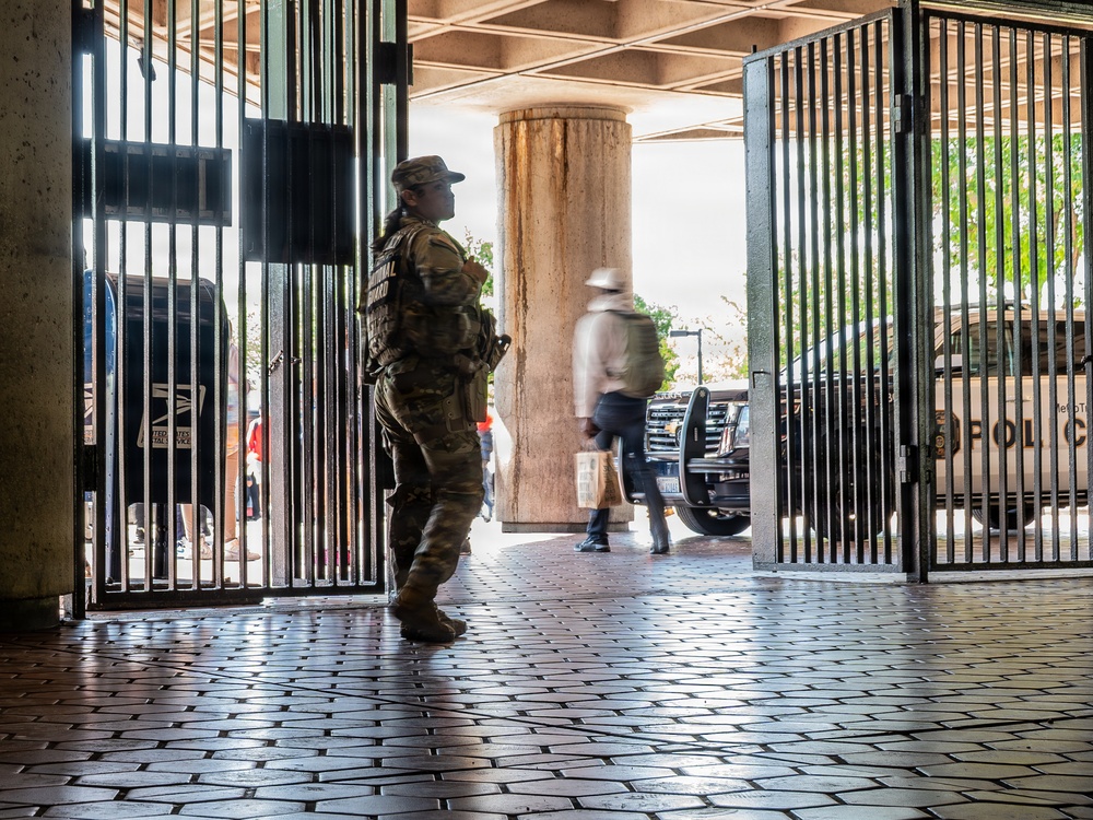 Georgia chaplain visits JTF - DC at Anacostia metro