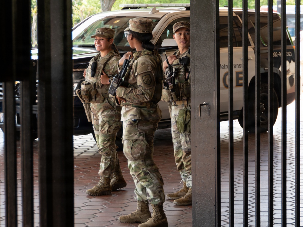 Georgia chaplain visits JTF - DC at Anacostia metro
