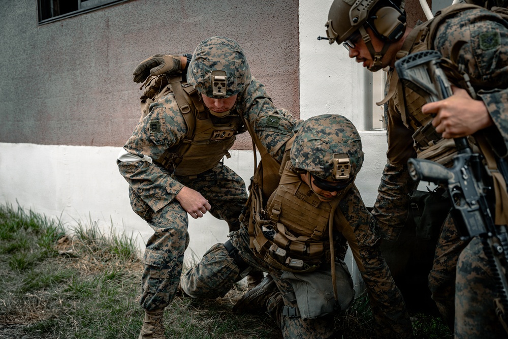 U.S. Navy Chaplain Participates in Force on Force Training