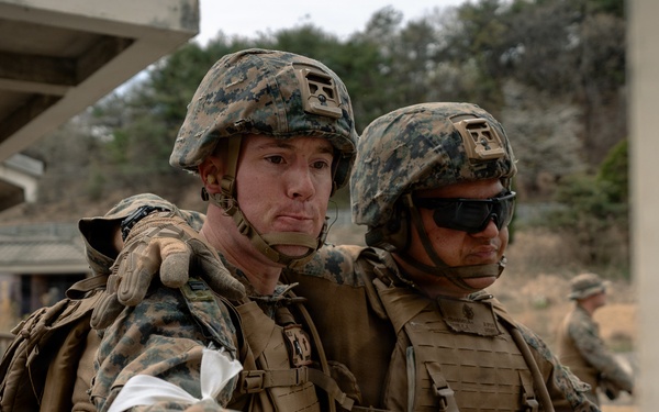 U.S. Navy Chaplain Participates in Force on Force Training