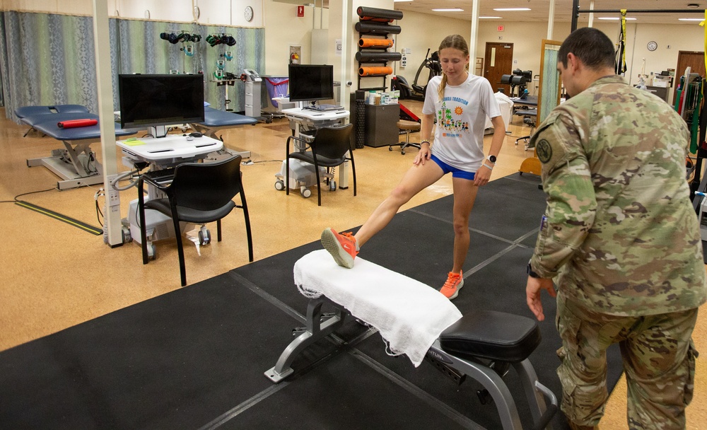 With Tripler Physical Therapy team, a student athlete turns injury into Hawaii cross-country glory