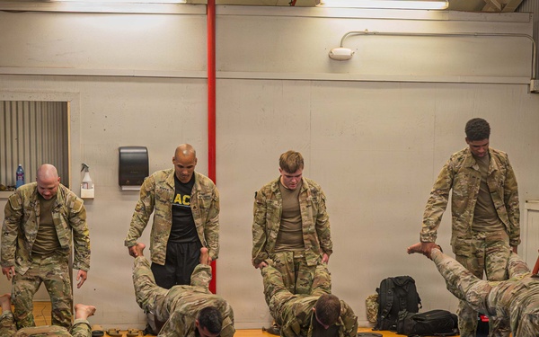 94th AAMDC Soldiers Complete Combatives Course