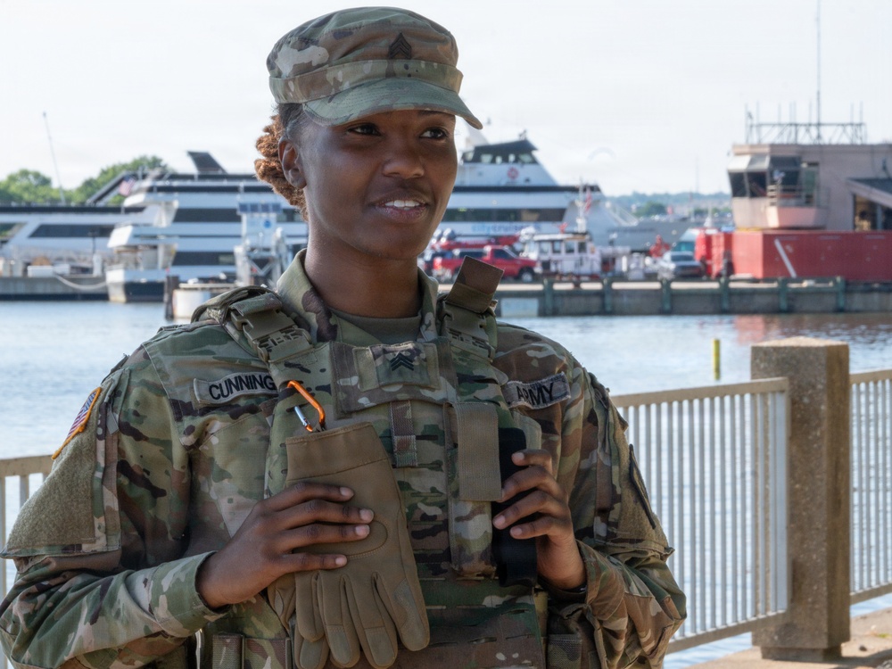 Georgia chaplain visits JTF - DC at waterfront