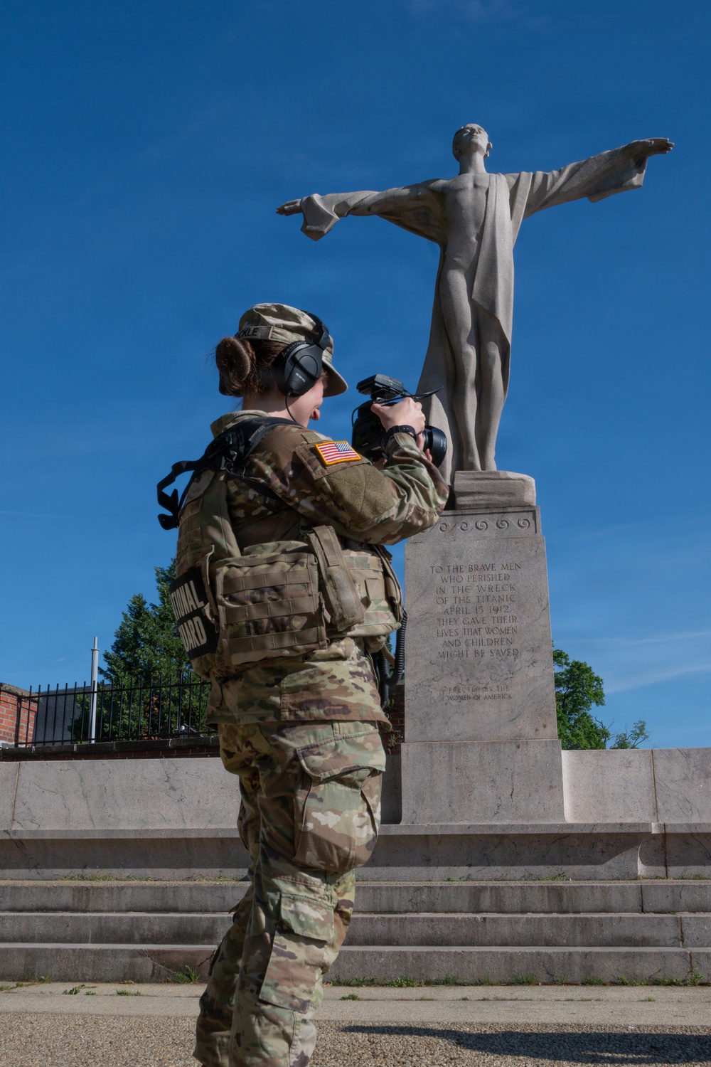 Georgia chaplain visits JTF - DC at waterfront