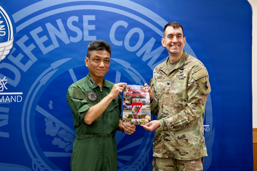 38th Air Defense Artillery Brigade Leadership Visit Japan's Air Defense Command