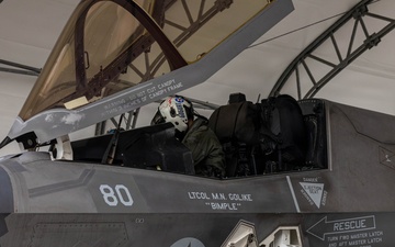 VMFA 122 lands at MCAS Iwakuni