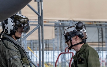 VMFA 122 lands at MCAS Iwakuni