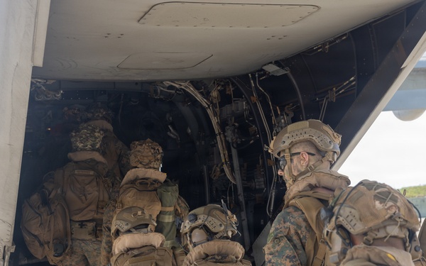 Balikatan 2026: U.S. Marine Rotational Force – Darwin positions in Aporawan