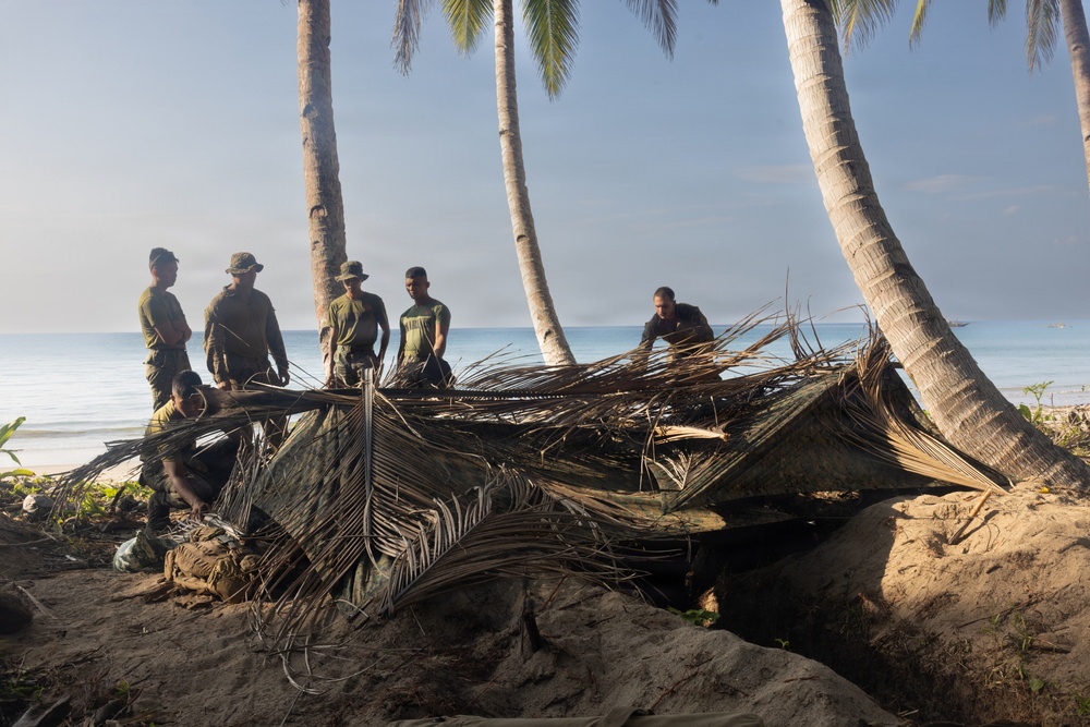 Balikatan 2026: U.S. Marine Rotational Force – Darwin positions in Aporawan