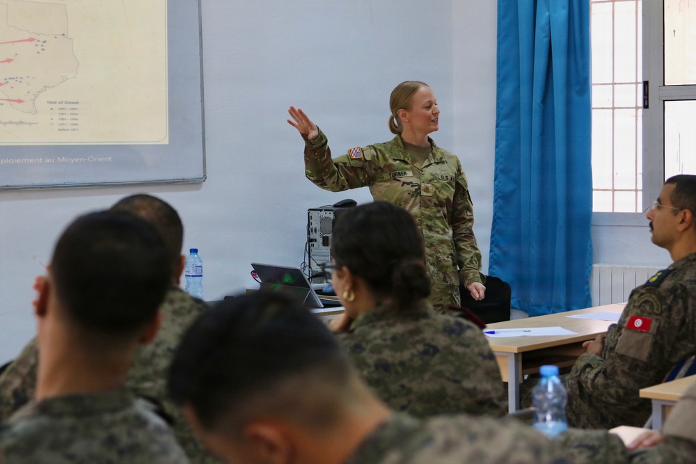 US and Tunisian Armed Forces conduct medical academics at AL26