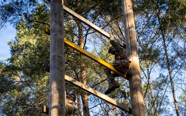 7th MSC Soldiers Compete in Best Squad Competition