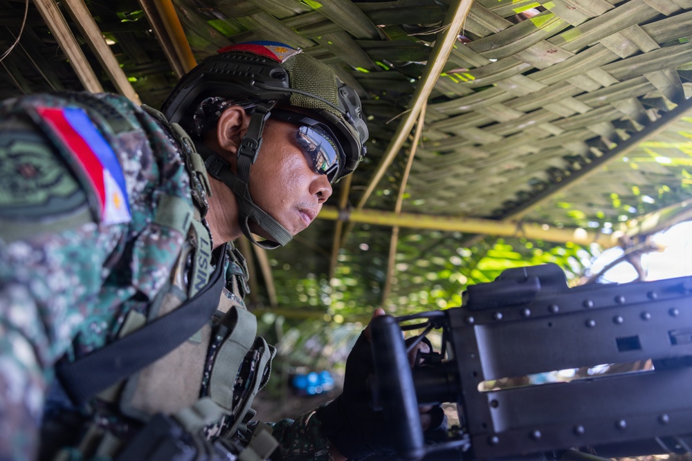 Balikatan 2026: U.S. Marines and Philippine marines conduct rehearsal for live-fire exercise